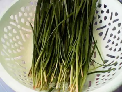 Make Leek egg cake step 0