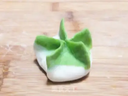 Make steamed dumplings with steamed cabbage step 4