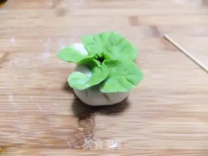 Make steamed dumplings with steamed cabbage step 7