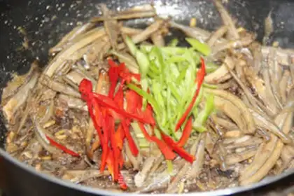 Make Maotai-flavored dried fish step 10