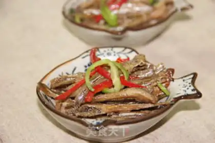 Make Maotai-flavored dried fish step 12
