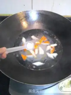 Make Crab meat stick vermicelli egg soup step 5