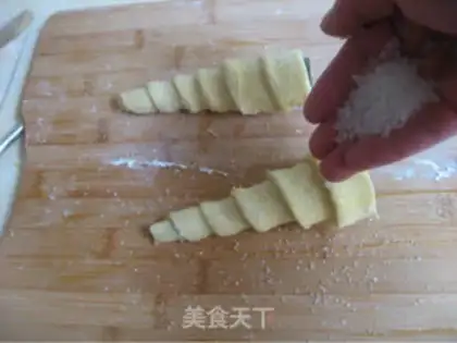 Make croissant crisp step 4