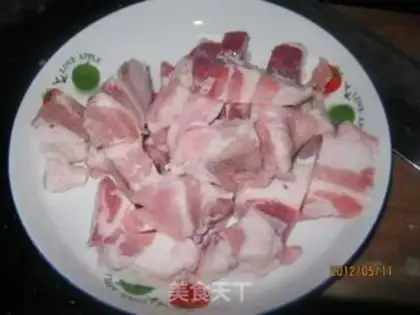 Make braised pork step 0