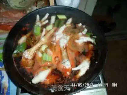Make Pickled pepper sweet and sour chicken feet step 2