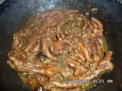 Make Pickled pepper sweet and sour chicken feet step 5