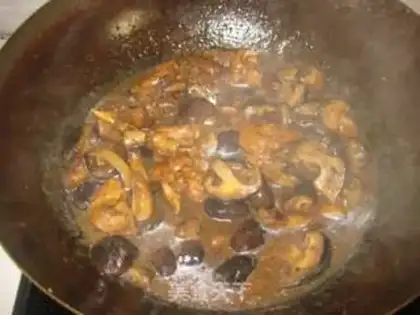 Make Stewed chicken fin with mushroom step 8