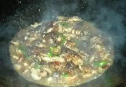 Make stir-fried pork with mushroom step 7