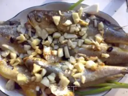 Make Steamed yellow croaker with shrimp sauce step 6