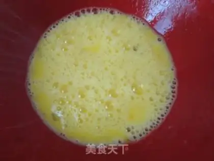 Make Chinese toon egg fried rice step 1