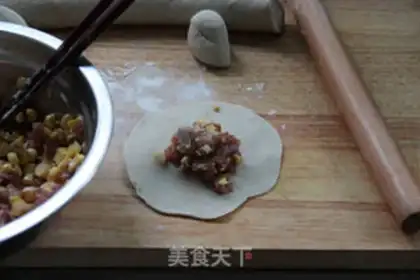 Make Pork, corn and mung bean cake step 12