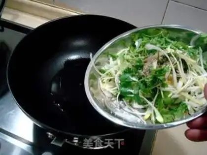 Make Fried shredded belly with coriander step 3