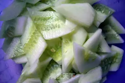 Make Black fungus fried cucumber step 3