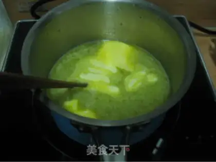 Make Vanilla cream puffs step 3