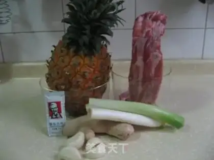Make Pineapple ribs boat step 0