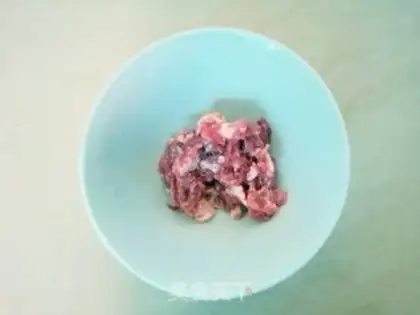 Make Pickled cabbage and pig blood soup step 1