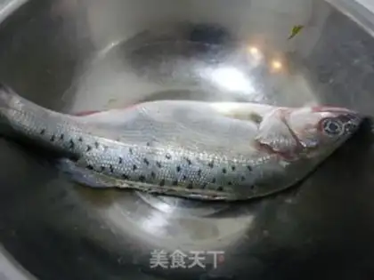 Make Steamed sea bass step 0