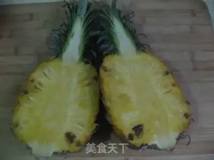Make Pineapple ribs boat step 1