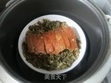 Make braised pork with dried vegetables step 10