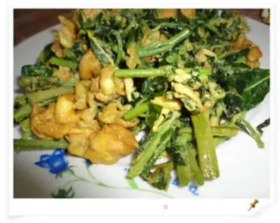 Make Scrambled eggs with Chinese toon step 5