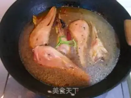 Make Xiaohun Spicy Duck Head step 5