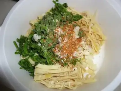 Make Cold Chinese toon tofu skin step 4