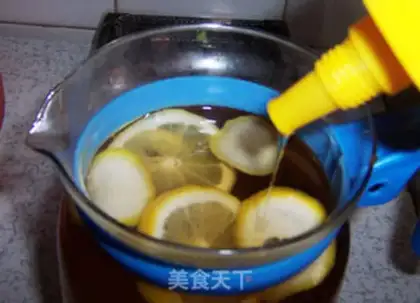 Make Lemon honey iced black tea step 5