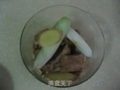 Make Pineapple ribs boat step 10