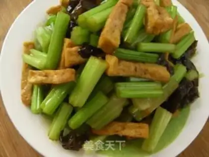 Make stir-fried tofu with celery step 7