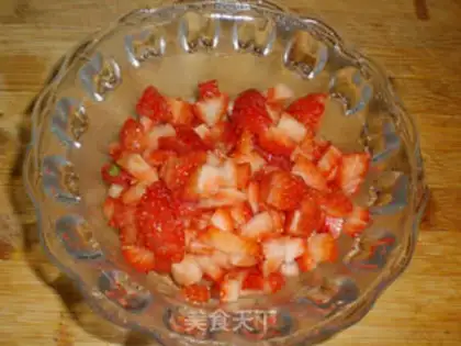 Make strawberry ice cream step 4