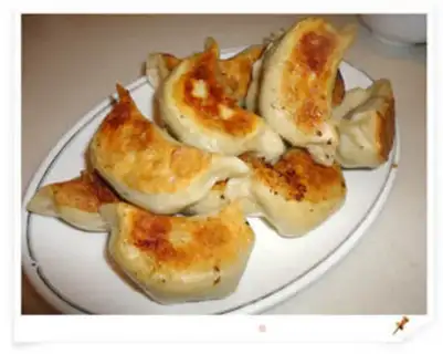 Make Chinese toon scallop steamed dumplings step 9
