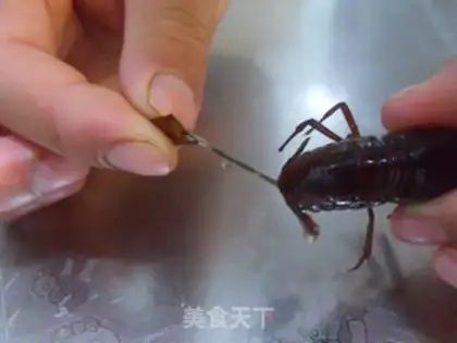 Make spicy crayfish step 4