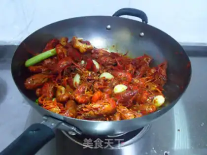 Make spicy crayfish step 9