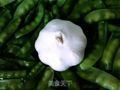 Make stir-fried peas step 1