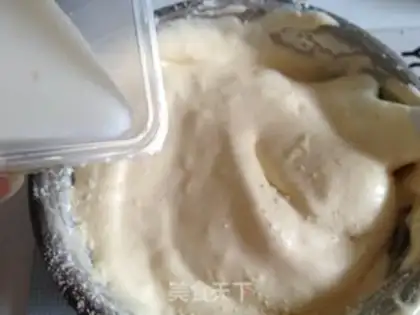 Make Mango cake roll step 4