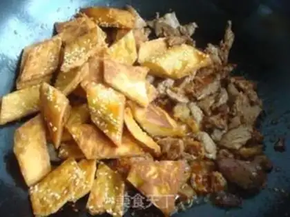 Make stir-fried barbecue with naan step 8