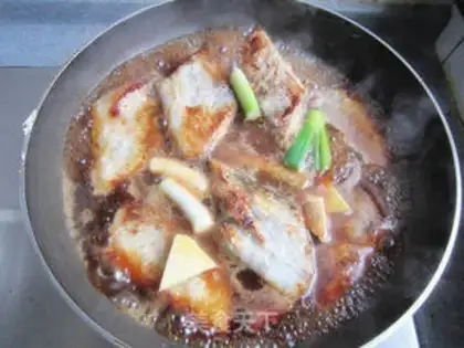 Make braised hairtail step 4