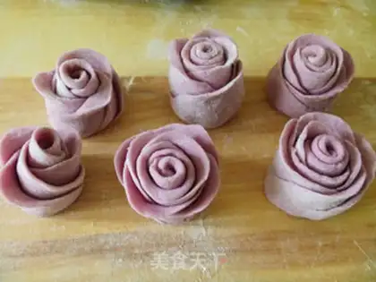 Make Purple sweet potato rose steamed buns step 11