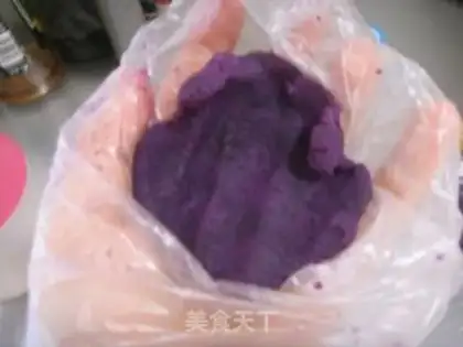 Make Purple potato cheese balls step 4