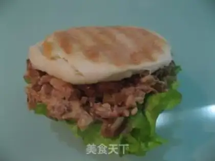 Make Chinese hamburger step 17