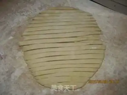 Make Fresh shrimp and cat ears step 3
