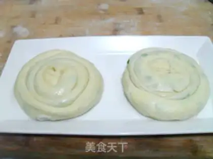 Make Crispy and chopped green onion cake step 20