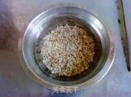 Make Red dates and chestnut porridge step 0