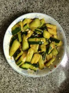 Make Salad cucumber step 0