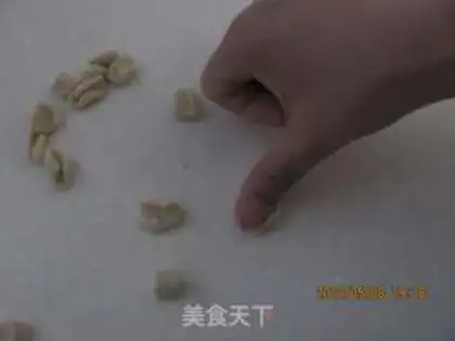 Make Fresh shrimp and cat ears step 6