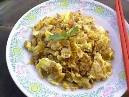 Make Scrambled eggs with preserved vegetables step 7