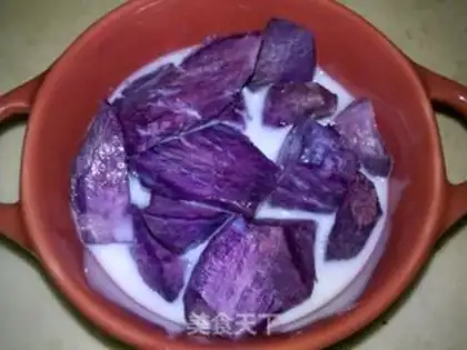 Make milky purple sweet potato step 2