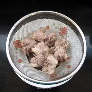 Make Tuckahoe and white gourd duck soup step 2
