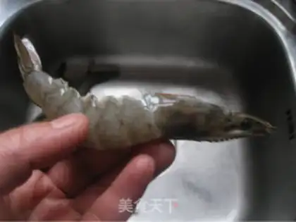 Make Steamed shrimp with garlic and edge step 2