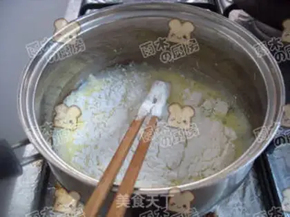 Make milky apple pie step 4
